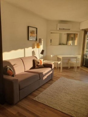 Bel appartement proche plage et cap d'antibes, Antibes